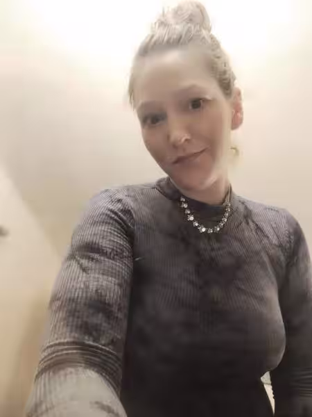 Escort Rayna in Milwaukee, WI