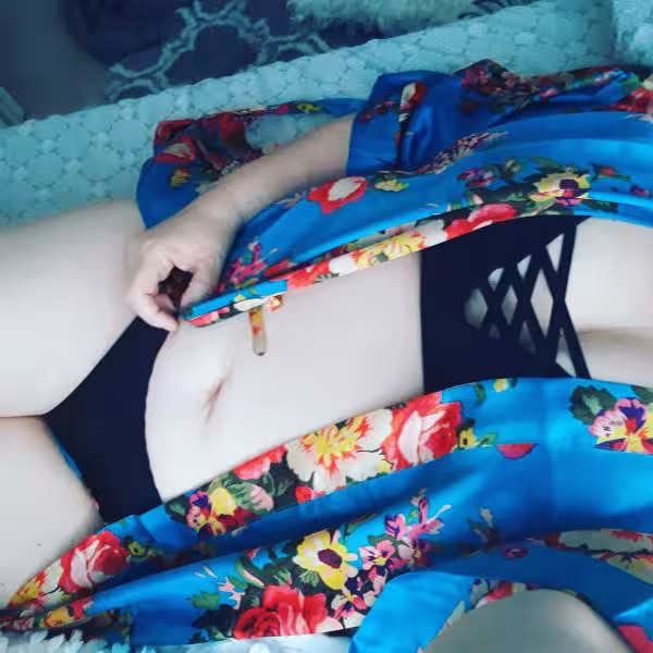 Violet - Escort in National City, CA