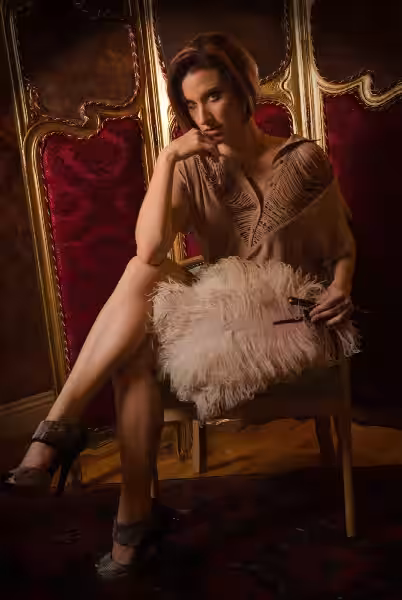 Massage/S&M Luxaura in Los Angeles, CA