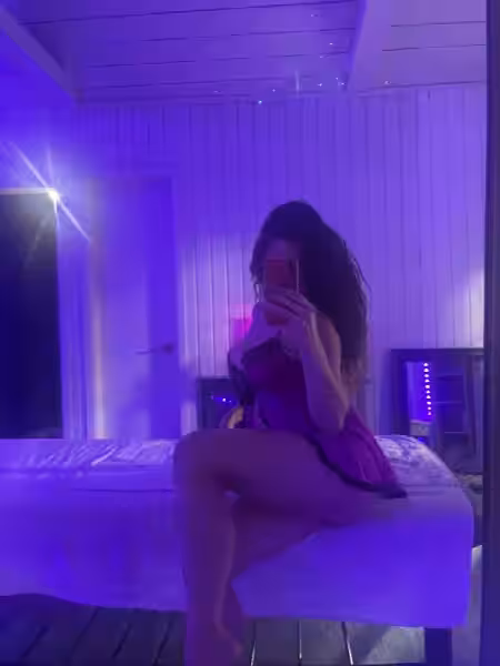 Viktoria - Escort/Massage in North Hollywood, CA