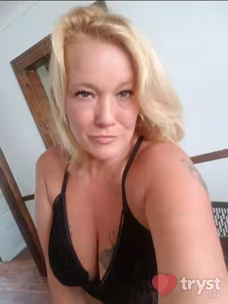 Escort/Massage Shay in Toledo, OH
