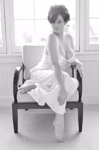 companion/Massage/S&M Emma Dupree in Charleston, SC