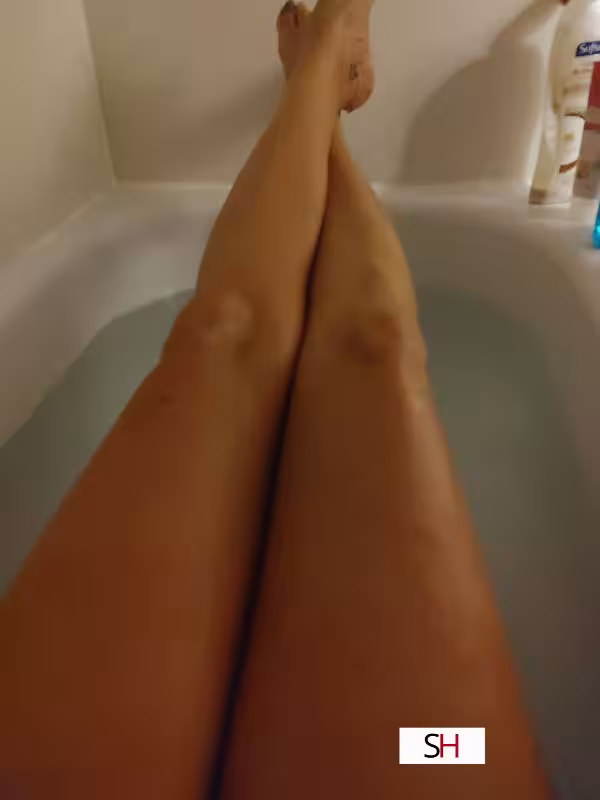 Escort Eleanor / The Minx in Cleveland, OH