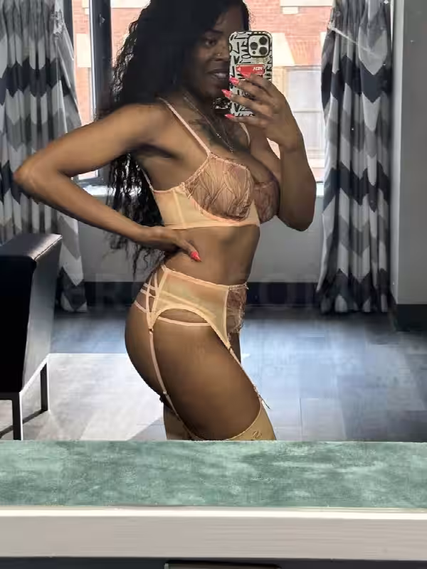 companion/Massage Alycia in Columbia, MD