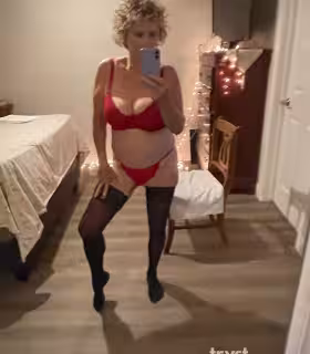 Escort/Massage Teddi in Corona, CA