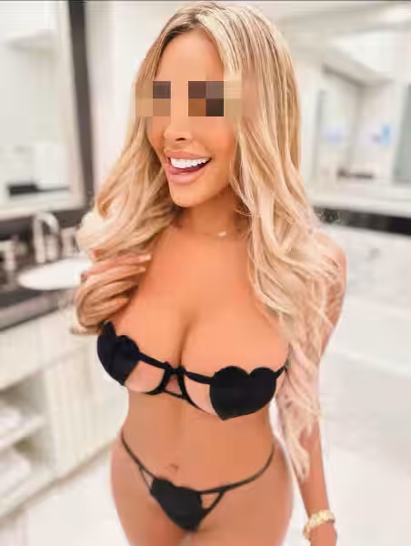 Escort/Massage Caroline Red in New York City - Manhattan, NY