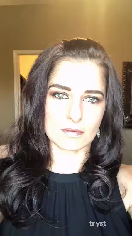 companion Anna Adler / Vienna Cruz in Dallas, TX