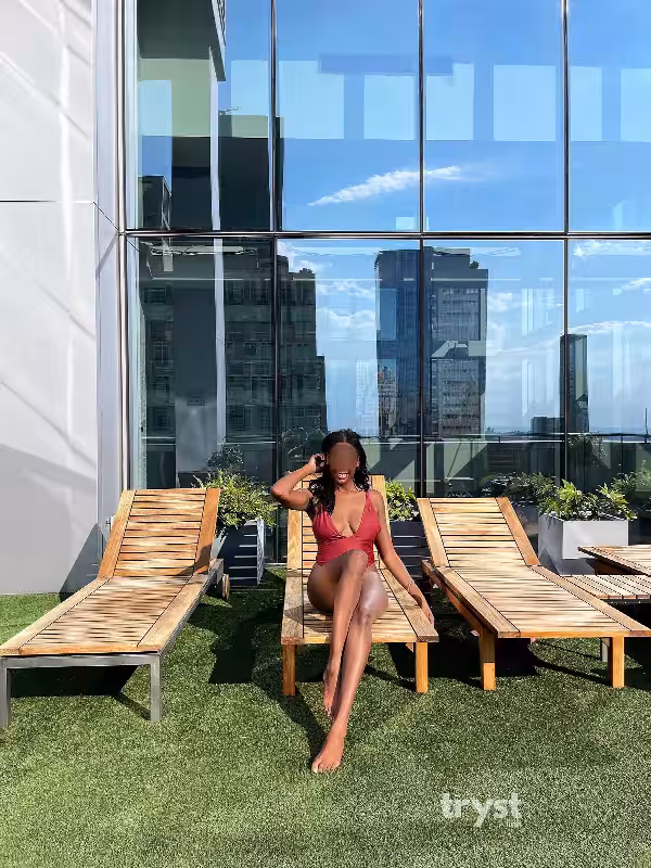 companion/Massage Ava Reid in Detroit, MI