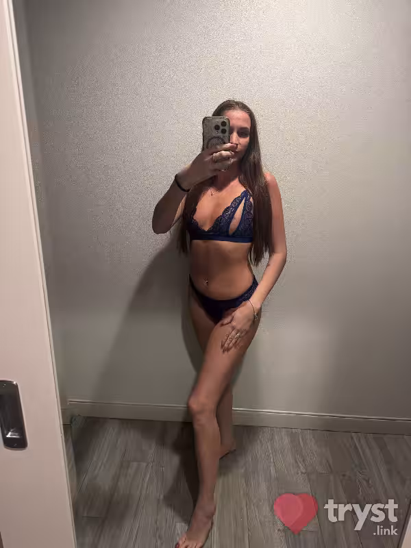companion/Massage Nina Bangz / Nina Syyn in Dunwoody, GA