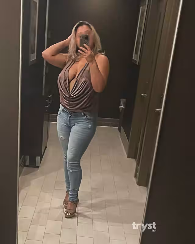 Escort Ashleigh King in Fort Myers, FL