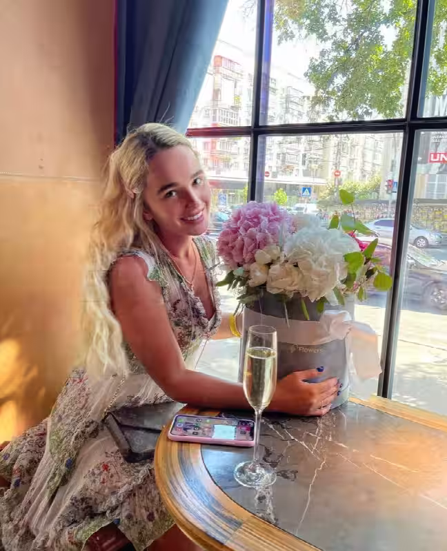 companion Antonia / Olivia in Hartford, CT