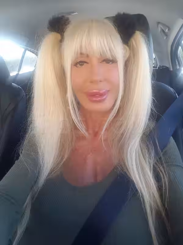 companion/Massage Elizabeth Starr in Los Angeles, CA
