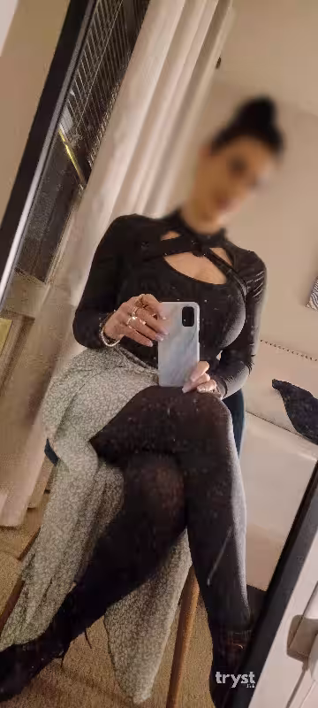 companion/S&M Rylee Raven in Milwaukee, WI