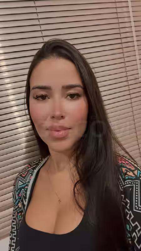 companion Jessica Nunes in Philadelphia, PA
