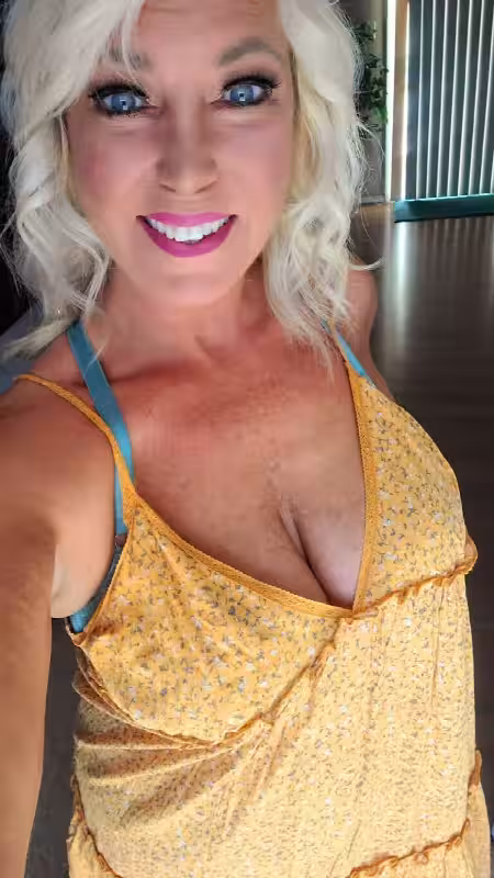 companion/Massage Farrah in Phoenix, AZ