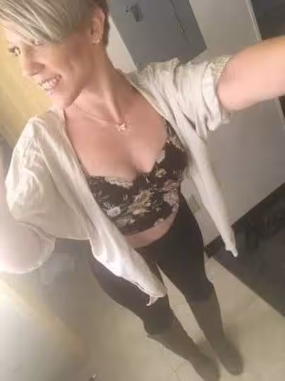 companion/Massage Linz / Lindsey in Phoenix, AZ