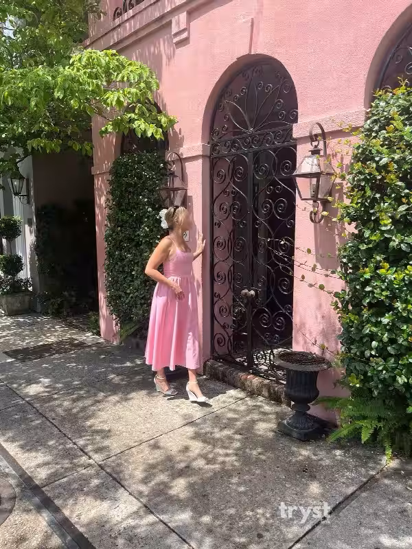 companion/Massage/S&M Karlie Vaughn in Phoenix, AZ
