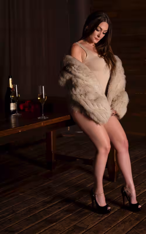 companion/Massage Lilly in San Diego, CA