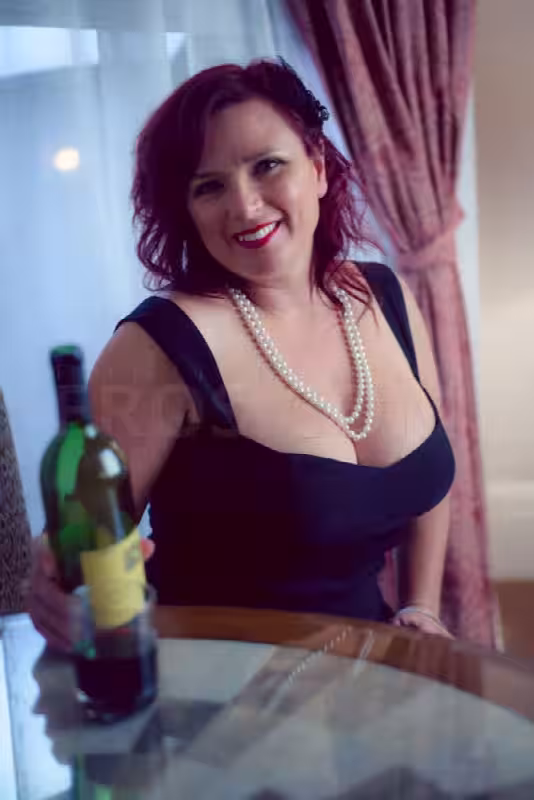 companion/Massage/S&M MacKenzie Phoenix in San Francisco, CA