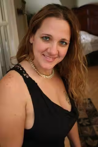 companion/Massage Angie in St. Louis, MO