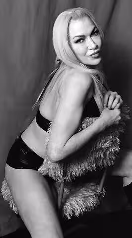 Escort | Nikki Avalon | Las Vegas