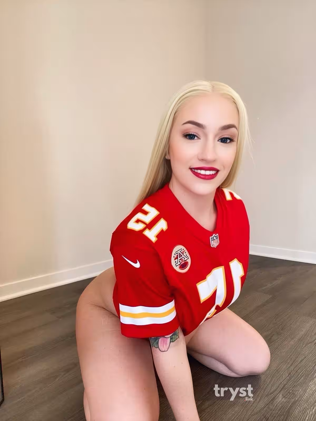 Kansas City | Escort | Kayden Karter