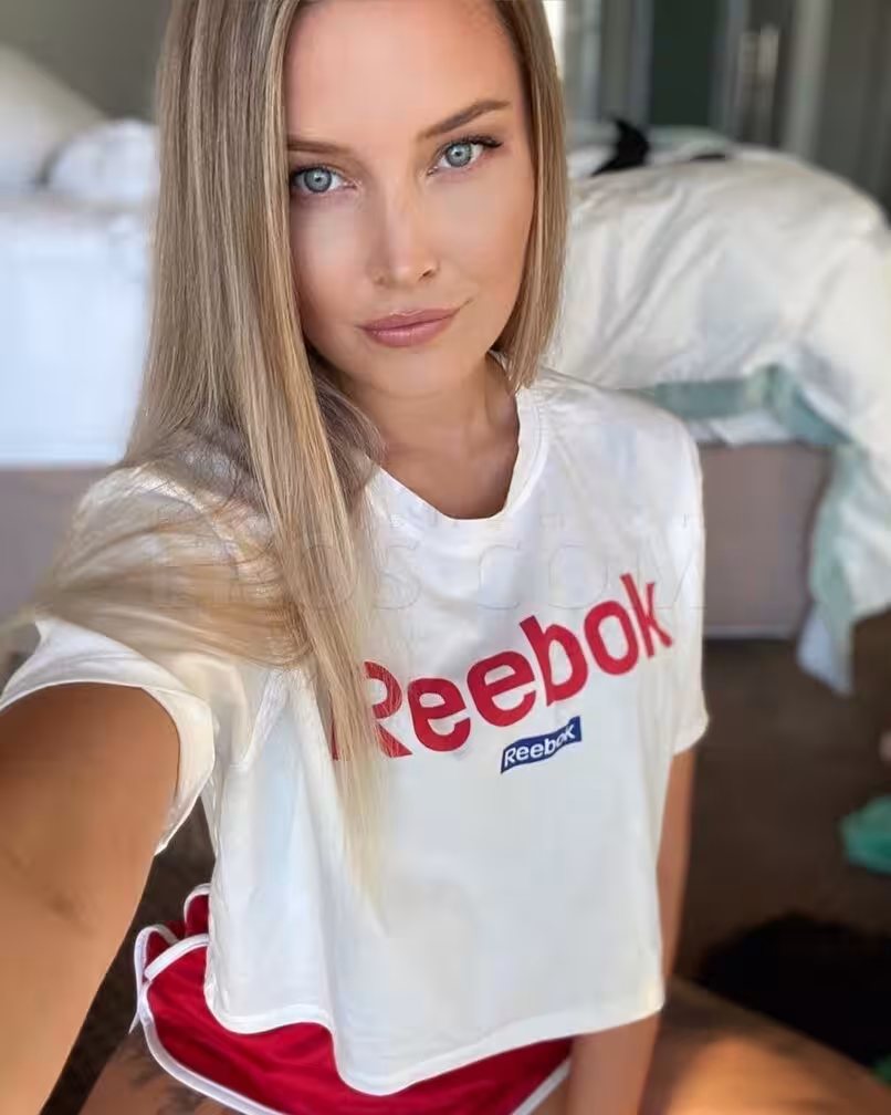 Romania | Minneapolis | Escort