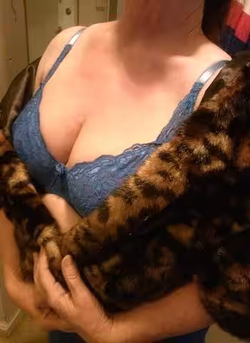 Muguette - Maxine Deparis - Clemence | Arlington | Escort